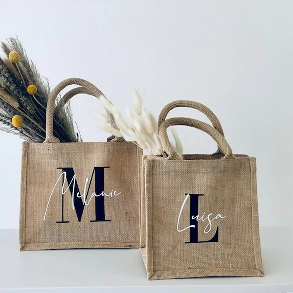 Sac en Jute personnalisé avec initiales, sac de plage, cadeau d'anniversaire pour la fête des mères, cadeau de fête d'enterrement de vie de jeune fille, cadeau de demoiselle d'honneur pour réception n