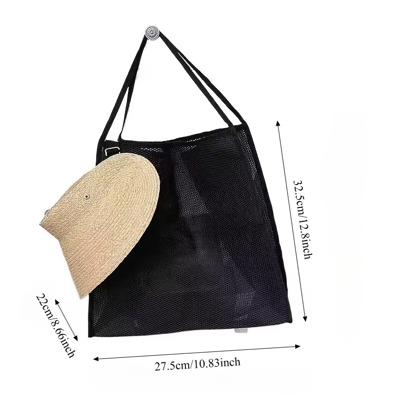 Un grand sac de plage surdimensionné, pliable et doté d'un revêtement de protection pour ranger les jouets, les coquillages, les vêtements et les serviettes lors de vos sorties à la plage.