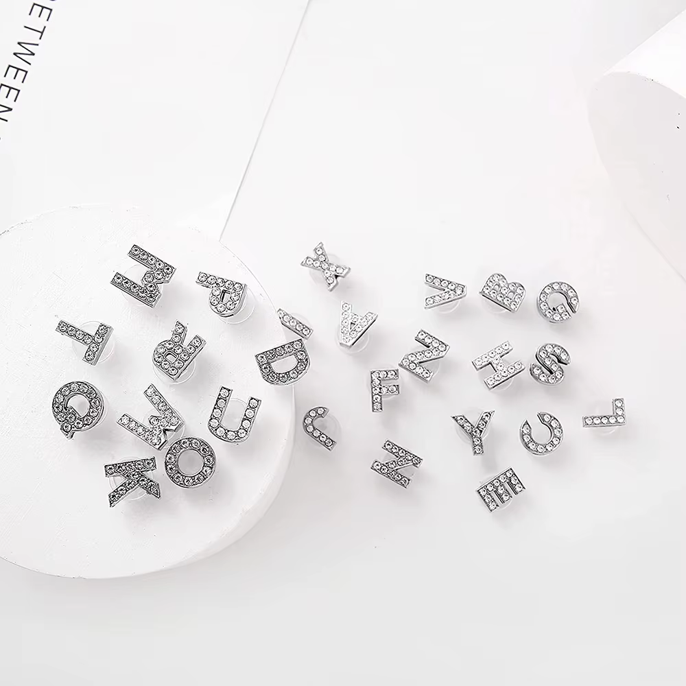 Lettres métalliques pour chaussures, 1 pièce, accessoires de jardin, strass brillants, décorations de chaussures pour cadeaux de noël