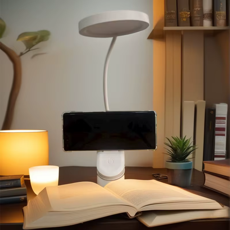 Lampe de bureau à clipser rechargeable par USB