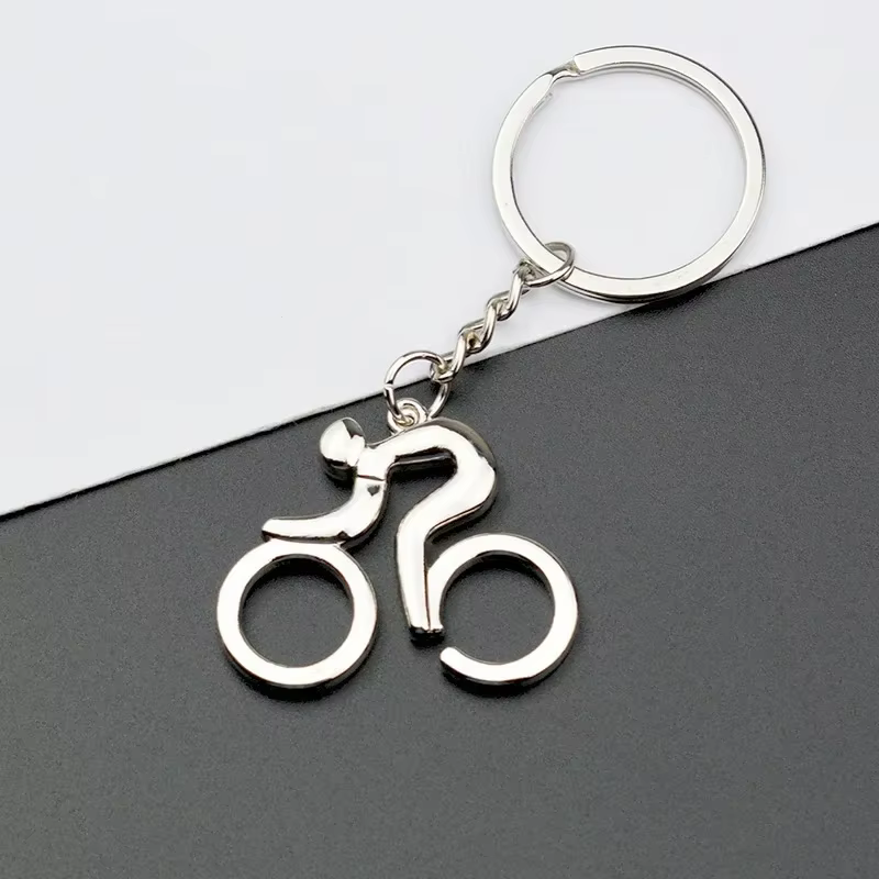 Porte-clés de vélo rétro Vintage en métal, Design de cyclisme classique pour les passionnés, cintre de sac, décor, cadeau pour cavalier