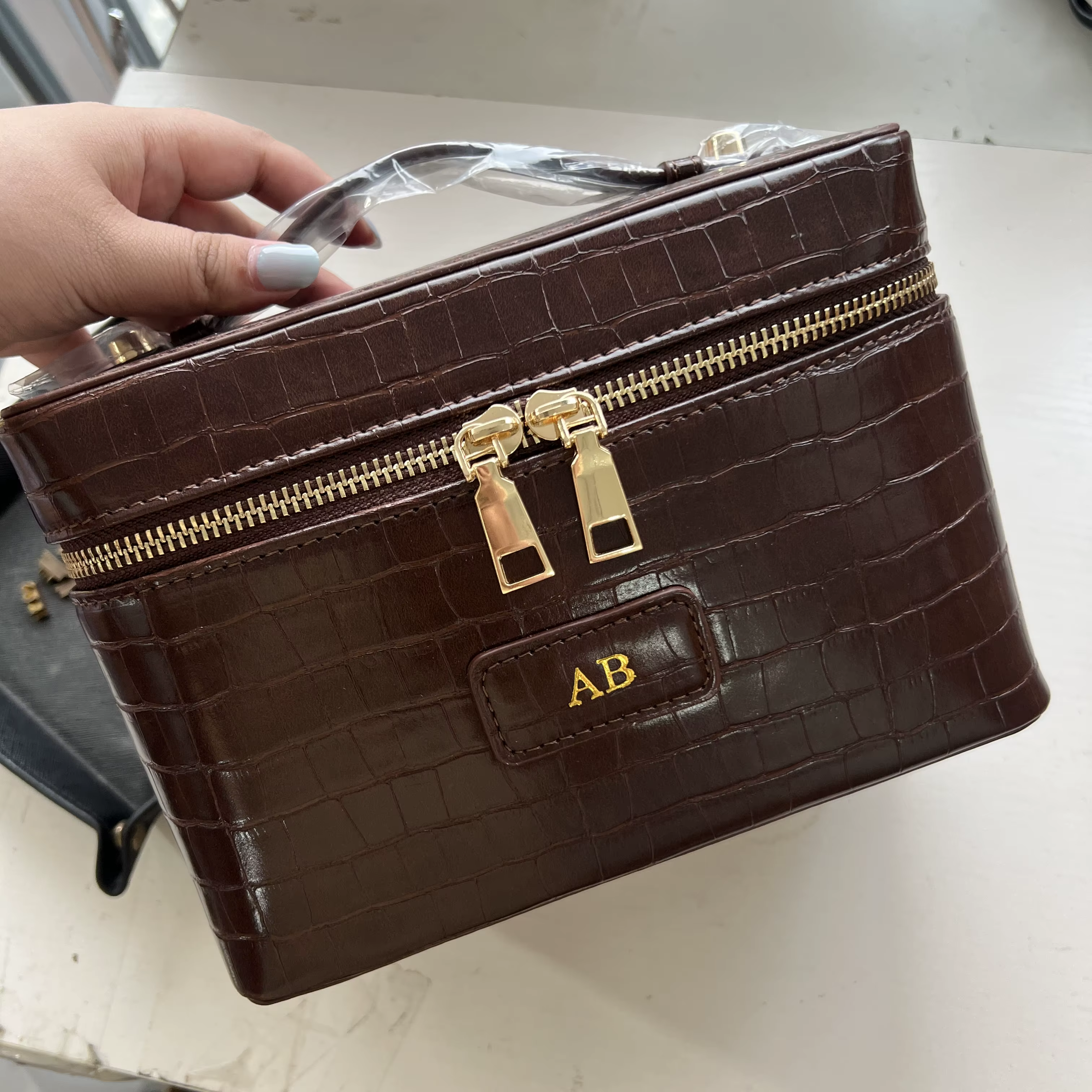 Sac de toilette de voyage personnalisé avec motif crocodile, sac de maquillage portable à suspendre, organiseur de cosmétiques pour femmes