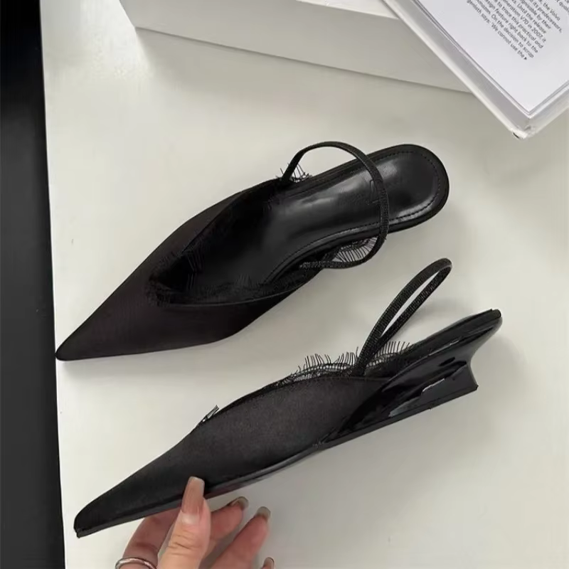 Robe de mode femmes sandales 2025 offre spéciale chaussures femme bout fermé
