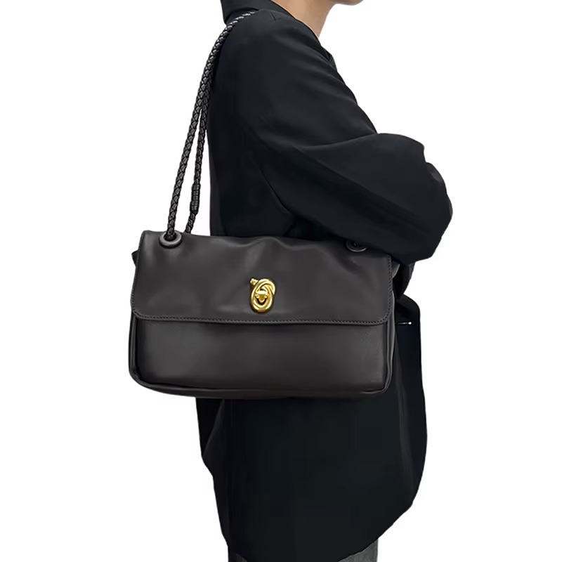 VM FASHIO NKISS Sac sous les bras pour femme Sac à bandoulière semi-abatte de couleur unie Sac à bandoulière en cuir PU souple adapté à toutes les saisons