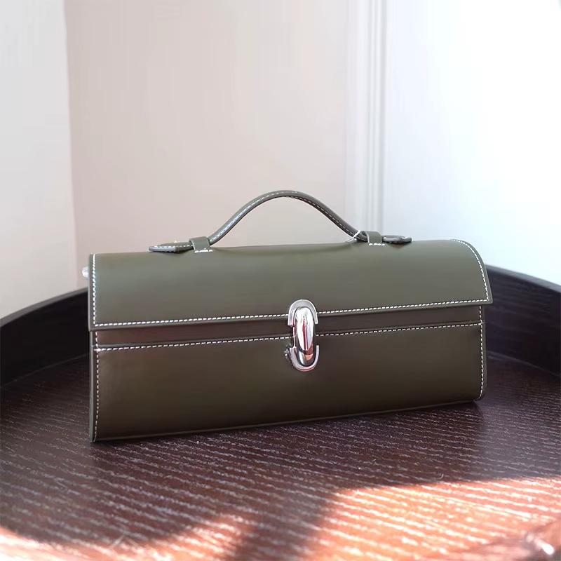 Français élégant Simple femmes Flip sac à main en trois dimensions classique couleur unie Design élégant sac à main 2025 nouveau sac à main Vintage