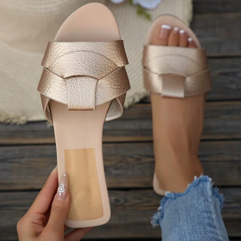 Chaussons pour femmes 2025 – Nouveaux modèles d'été tendance – Sandales plates de créateur pour femmes – Chaussures décontractées d'extérieur pour la plage – Sandalias De Mujer
