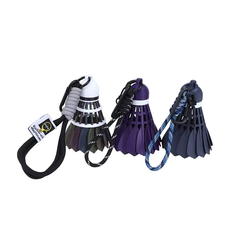Porte-clés de badminton coloré élégant (1 pièce) – Pendentif sportif pour sac à dos, bureau, décoration pour passionnés