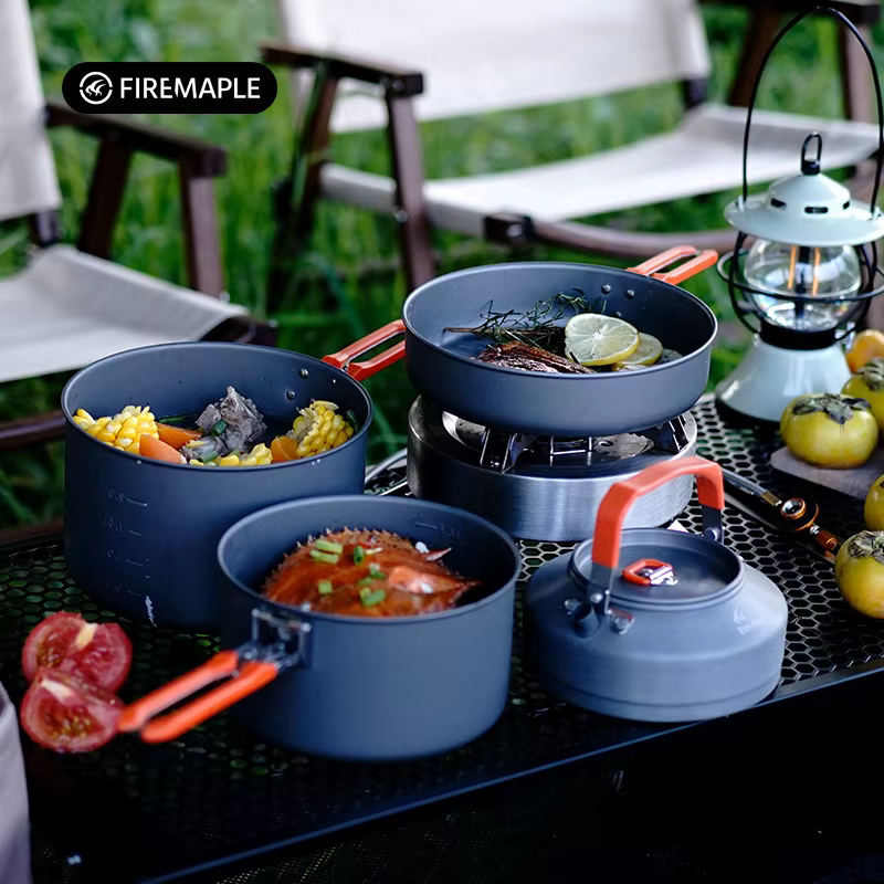 Ensemble de casseroles de Camping en plein air
