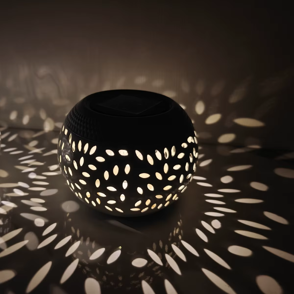 Lampe solaire d'extérieur à LED