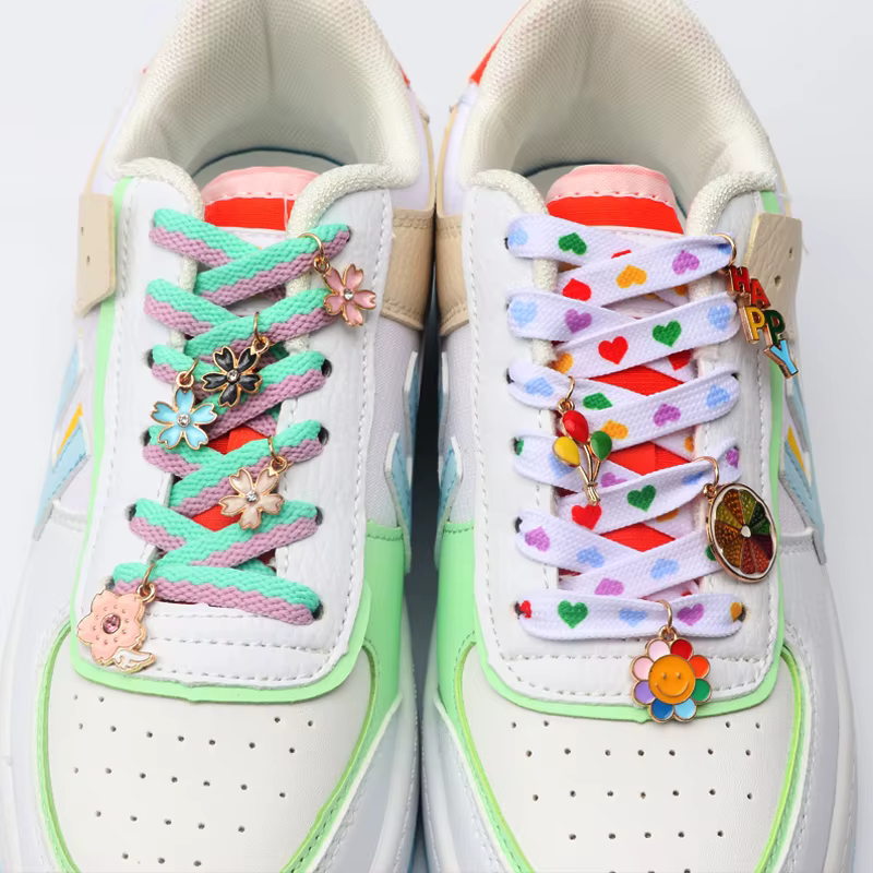 Décorations de lacets de chaussures de sport arc-en-ciel en métal, breloques pour lacets de baskets pour femmes, boucles décoratives pour chaussures, accessoires pour filles