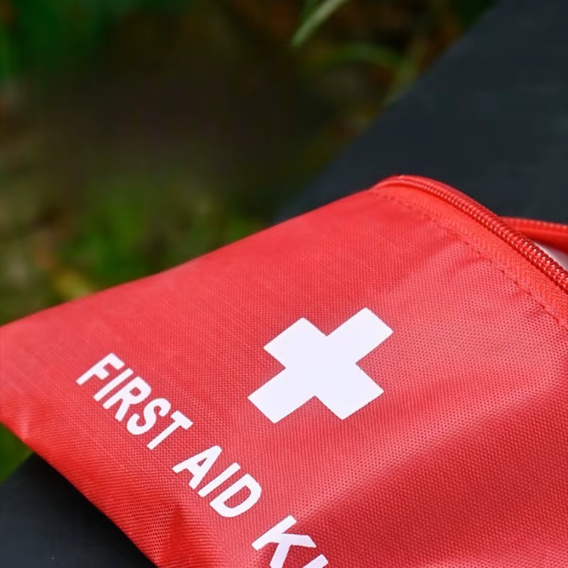 Trousse de premiers secours médicale en plein air