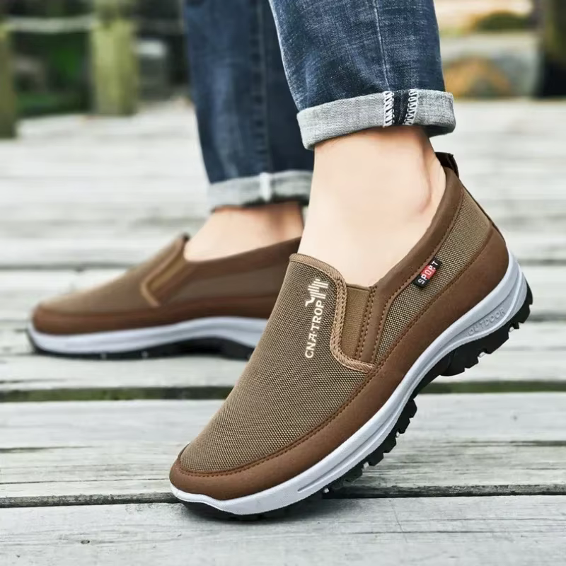 Chaussures décontractées pour hommes mocassins classiques semelle souple antidérapante baskets en cuir confortables pour hommes chaussures de conduite rétro antidérapantes grande taille