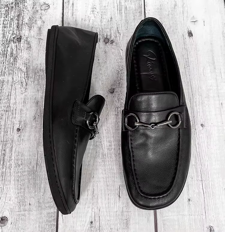 Chaussures décontractées pour hommes Surface en cuir souple Style européen mocassins de travail en cuir véritable chaussures d'affaires pour hommes