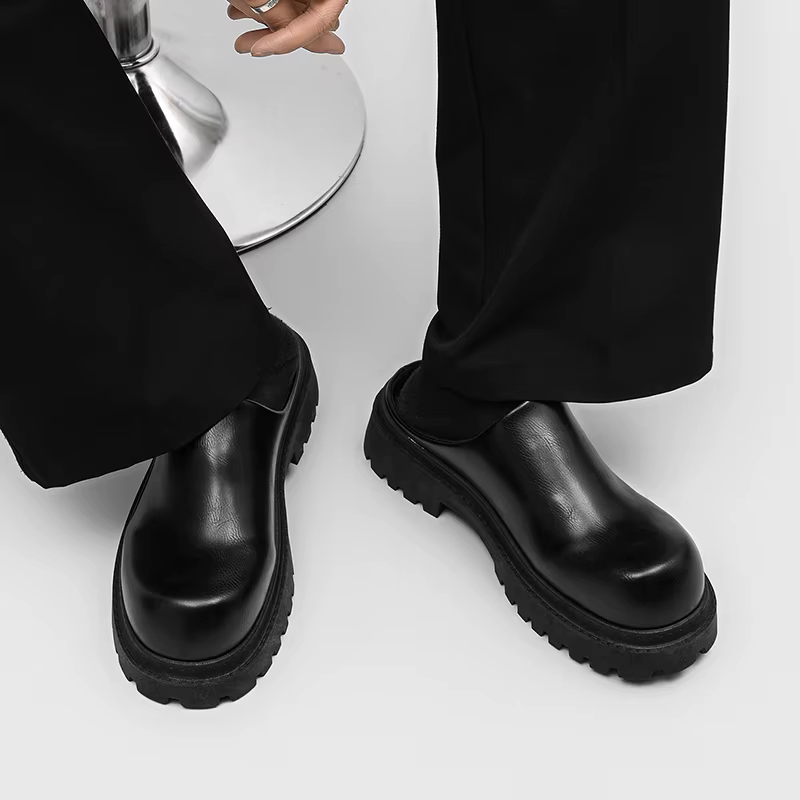Chaussures en cuir pour hommes à bout rond