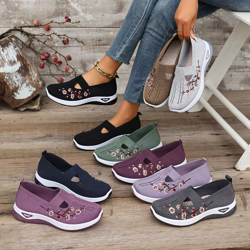 Chaussures compensées à enfiler pour femme avec broderie florale, respirantes, antidérapantes, semelle intérieure souple en EVA, talon bas, pour la marche quotidienne et les loisirs