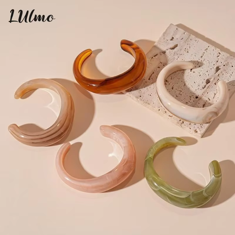 Bracelet manchette bohème en acrylique géométrique pour femme 2024, style rétro exagéré, bijou de mode, accessoire de fête