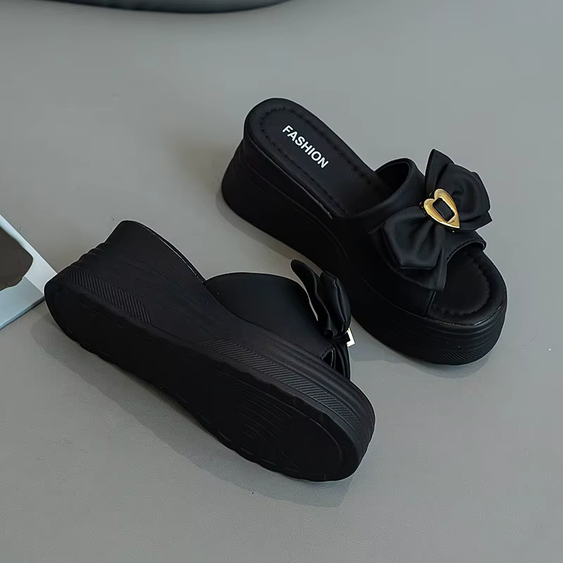 Chaussures compensées souples de luxe